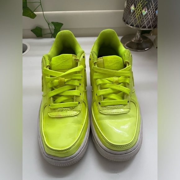Nike Air Force 1 Low '07 LV8 UV: Sizing, US 4Y - Picture 2 of 10